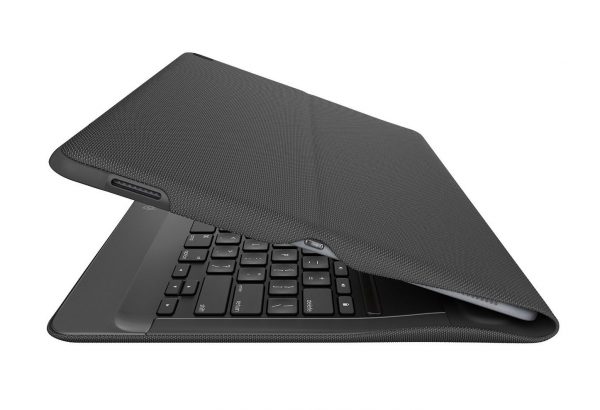 Clavier Logitech icreate pour iPad Pro de coté