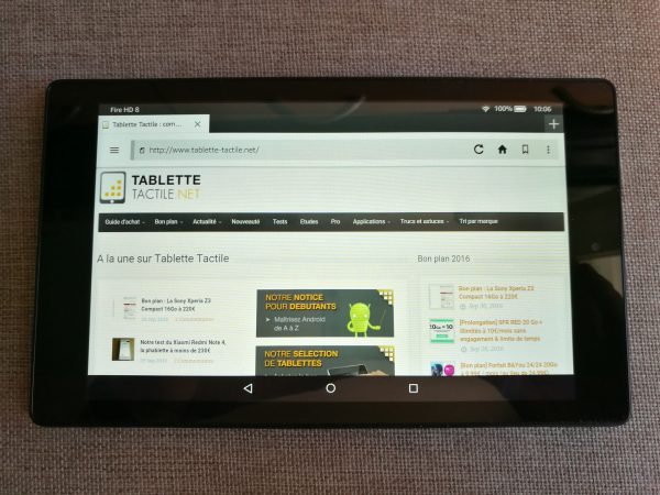 La tablette ne possède aucun bouton tactile sur la face avant.