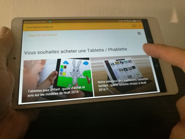 La MediaPad M3 possède un écran superbe.