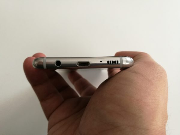 Connectique du Galaxy s8