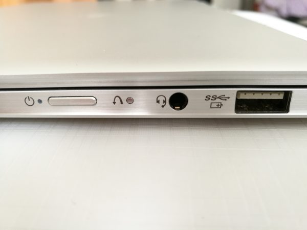 La connectique est le point faible du Yoga 910.