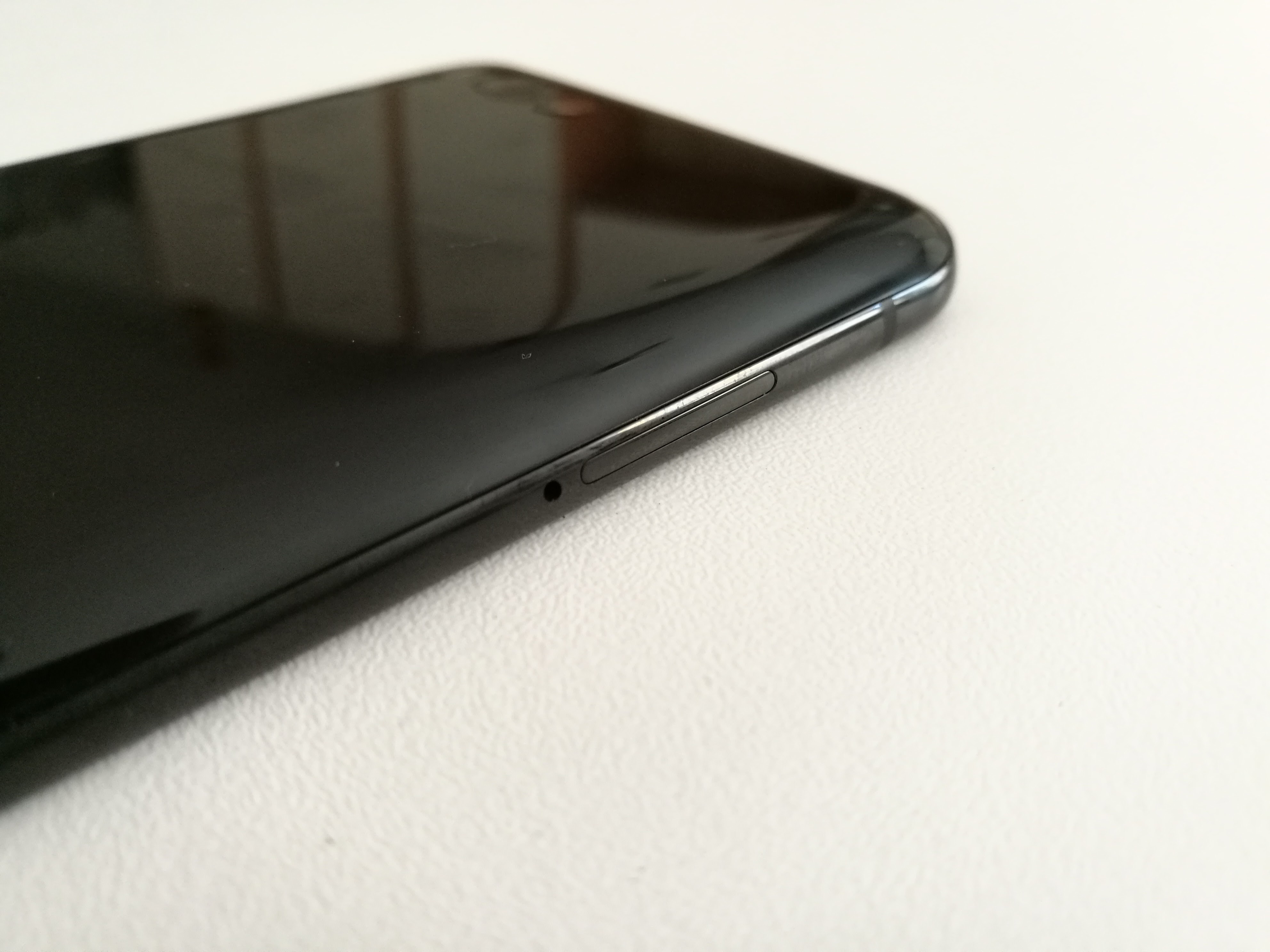 Nano-SIM Mi6